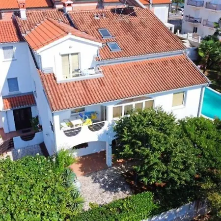 Ferienwohnung Fuer 2 Personen Ca 18 Qm In Porec, Istrien Istrische Riviera Apartment *
